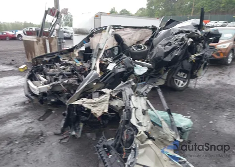 2017 Jeep Renegade Latitude 4X4 из США, поврежденный, VIN ZACCJBBB9HPE49087